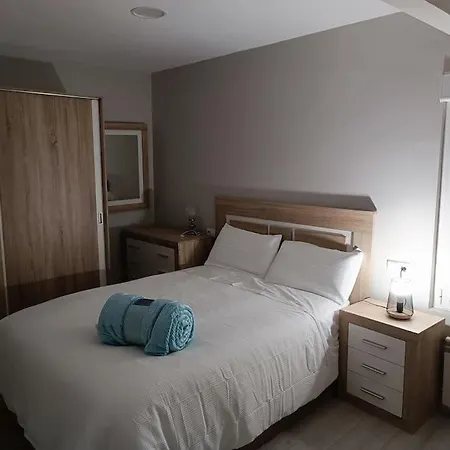 Apartman Excelente Ubicado Y Amueblado León