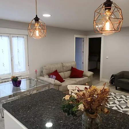 Excelente Ubicado Y Amueblado * 莱昂