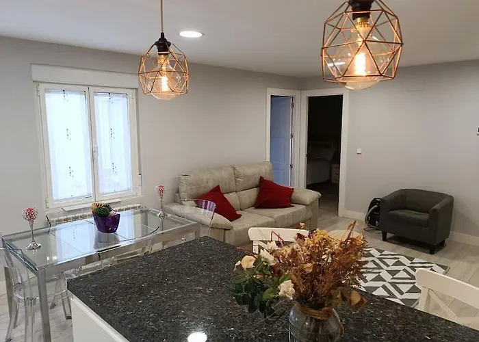 Excelente Ubicado Y Amueblado * León